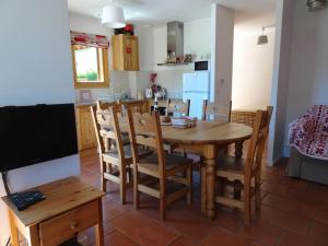 Chalets Chalet La Ruche : photos des chambres