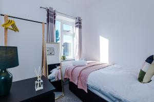 Premium 3-Bed Detached by Papermill, Deeside - Wirral