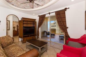 Bella Sirena 601-B -Stylish Condo in Oceanfront Resort