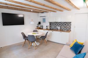 Vitelli Apartments and Rooms