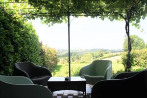 Maisons de vacances La Vieille Grange avec piscine et jardin : photos des chambres