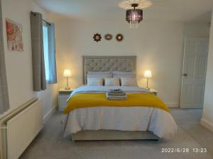 Cottage with Panoramic Views