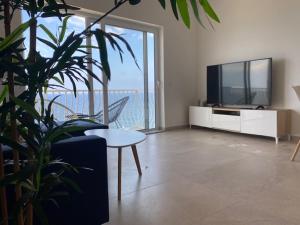 Lovely Sea View 3 Bedroom Apt in Marsalforn Gozo. - Apartmány, Żebbuġ