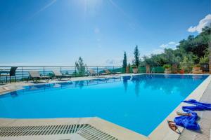 Villa Kerasia House by Villa Plus