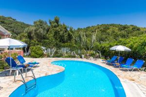 Villa Foula by Villa Plus