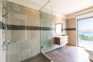 Villa Aurora Kerasia by Villa Plus