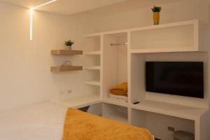 Silver Sun Apartment