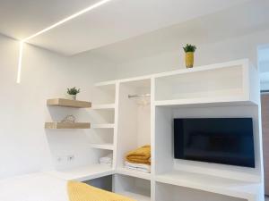 Silver Sun Apartment