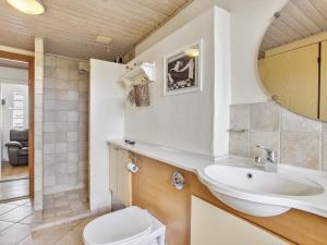 8 person holiday home in Vesløs-By Traum