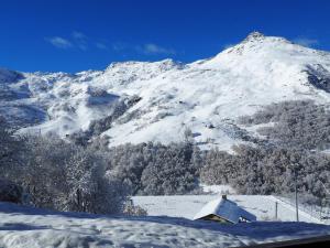 Appartement spacieux au pied des pistes avec balcon - FR-1-344-818