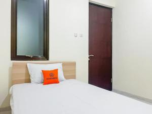 Calvebre House Syariah near Lenmarc Mall Surabaya RedPartner