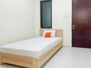 Calvebre House Syariah near Lenmarc Mall Surabaya RedPartner