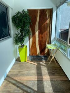 SERENADE Lodging Rooms