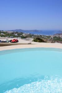 Diva Santorini Luxury Villa