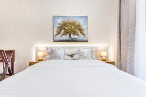 Live and experience a stunning Sea View Studio