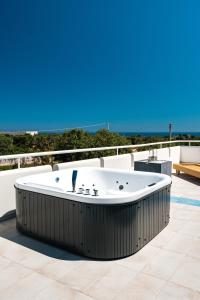 VILLA AL MARE sea, relax & wellness