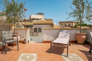 La terrazza sul vicolo della Giudecca by Wonderful Italy