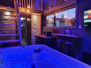 Love hotels Loft Spa Bord de Mer Fouras - 800m des plages : photos des chambres