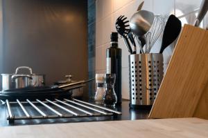 City apartment 3 BEDROOM, KITCHEN, WIFI, WORKSPACE, COFFEE, Central