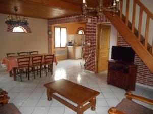 Gîte spacieux avec jardin, terrasse, Wifi et accueil chevaux près de Calais-Boulogne-Saint Omer - FR-1-376-73