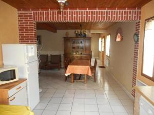 Maisons de vacances Gite Sanghen, 4 pieces, 8 personnes - FR-1-376-73 : photos des chambres