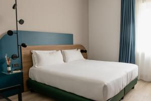 Superior Double or Twin Room room in Holiday Inn Rome Aurelia