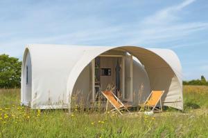 Campings Domaine du Chateau-Epinal : Tente