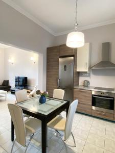 Amalthia Apartment Milos, Adamas Town center