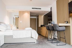 Kołobrzeg Hotel Seaside prywatny apartament studio przy plaży taras widok na morze