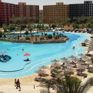 تمتع بالإقامة في شاليه فندقي بمنتجع جولف بورتو مارينا الساحل الشمالي العلمين - Enjoy your stay at Golf Porto Marina Resort El Alamein - North Cost - Ad Darāzīyah
