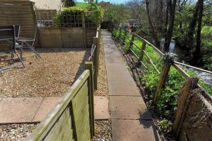 4 Riverside Cottages