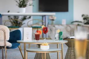 Hotels Best Western Hotel Mediterranee Menton : photos des chambres