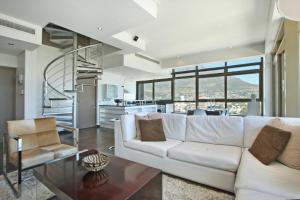 Penthouse Suite at Cartwrights Corner