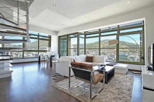 Penthouse Suite at Cartwrights Corner