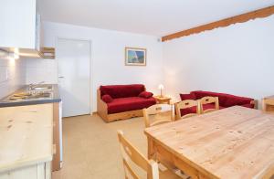 Les Balcons PROCHE PARC NATIONAL VANOISE appartements 2 pieces 8 pers : photos des chambres