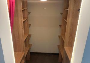 Appartements Agreable T3 pour 4 Personnes avec Parking - Les Mees : photos des chambres