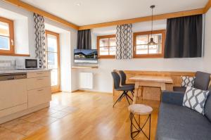One-Bedroom Apartment room in Tierwarthof
