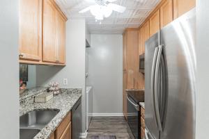 Modern Cozy Townhome