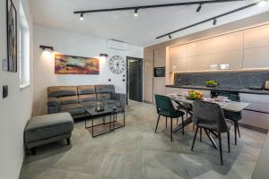 Sunset Premium Residence I 