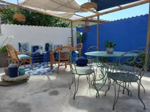 La terrasse Majorelle. - Sainte-Colombe-en-Bruilhois