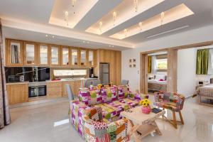 Villa Kery by Villa Plus