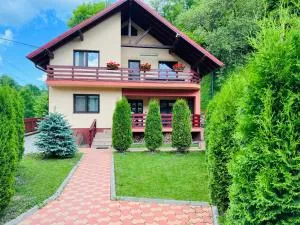 Cazare la munte Comarnic - Poiana Comarnic