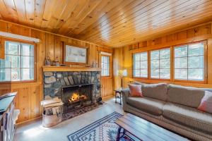 Knotty Pine Cabin