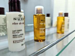 1 Min to the Beach Apartment - Kitchen - Tramway - Air Conditioner - Wifi - Promenade Des Anglais