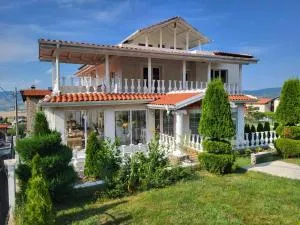 Белият кът - Ovchartsi