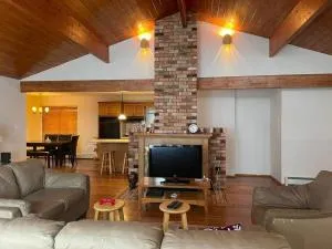 Metchosin Beach House - Sooke