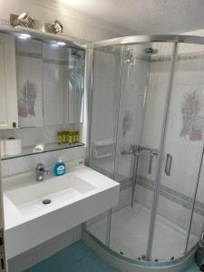 Villa Rigas Blue