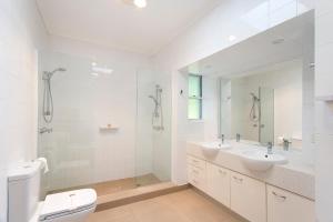 Family Living in the Heart of Noosa, Noosa Heads