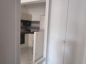 Appartements Appartement Bar-le-Duc, 2 pieces, 4 personnes - FR-1-585-77 : photos des chambres