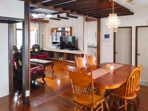 最大14人 駐車縦列4台可能 個室4部屋 広々戸建て 国際通りと牧志駅まで徒歩5分 わらゆんＳｏヴィラ壺屋